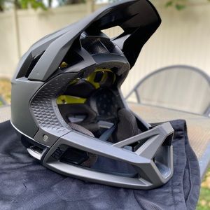 NEW Fox ProFrame MTB full face helmet